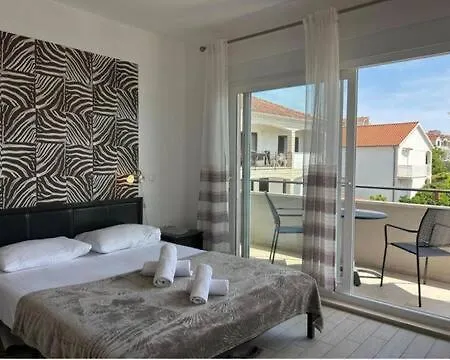 Apartment Affabilis Vip House *